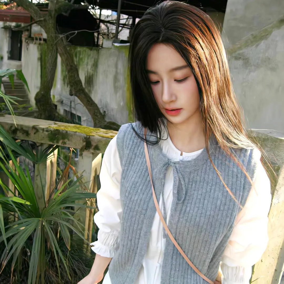 半是蜜糖半是伤 封面